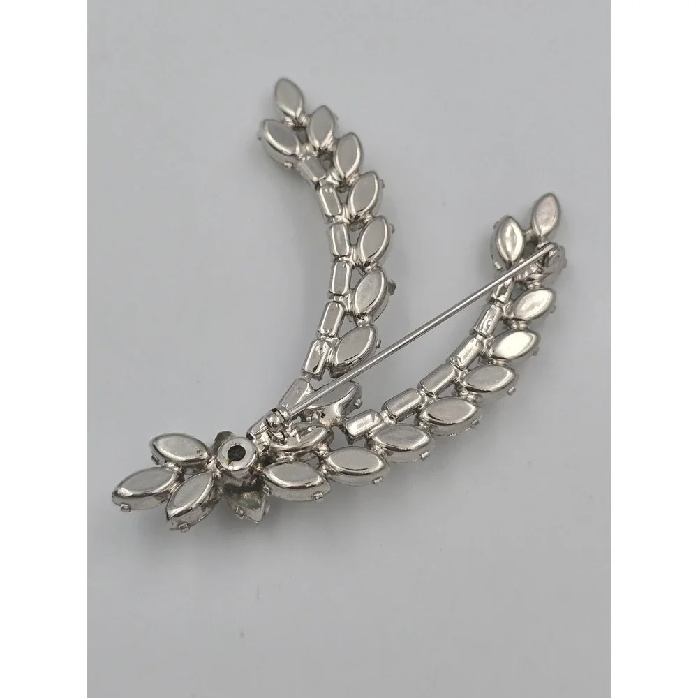 Vintage Clear Champagne Rhinestone Brooch Pin Silver Tone Marquise Baguette Leaf